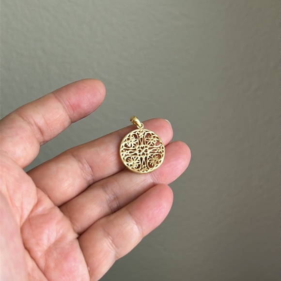 🖤Gold on Silver pendant - Picture 10 of 10